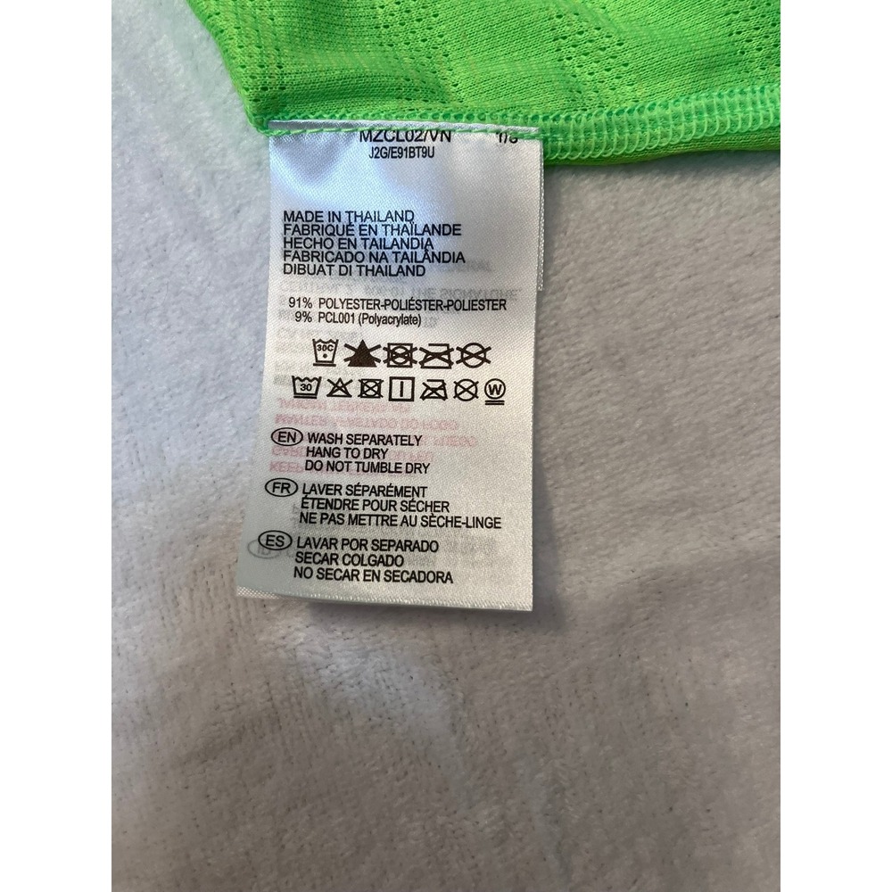 Mizuno Mens Small Breath Thermo Japan Engineered Running Shirt Lime Green V-Neck - Picture 4 of 13